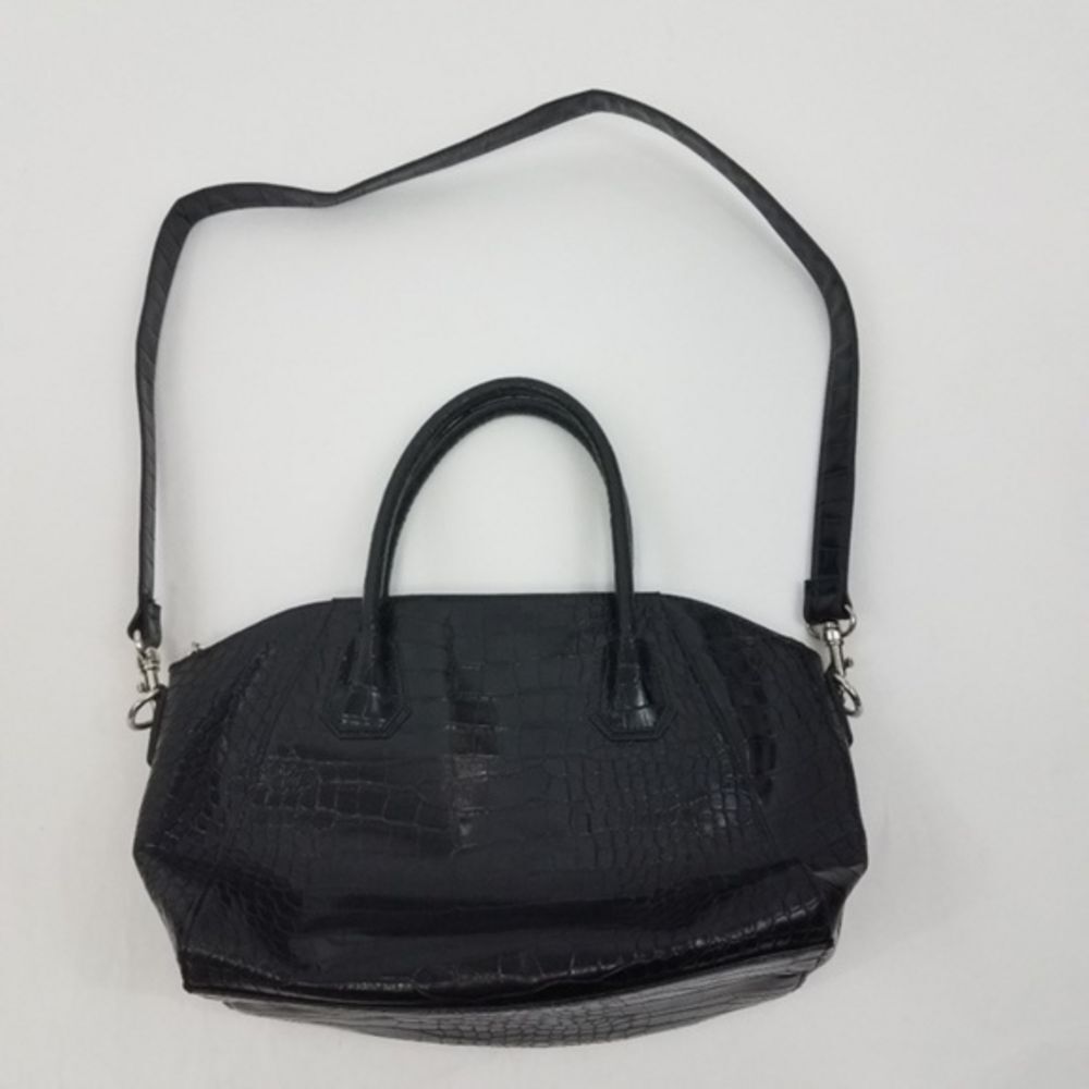 ~ Express Bag Crossbody Shoulder Textured Black Cr